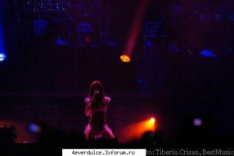 Annie conciertos - raluca_dragutza52 - Anahi