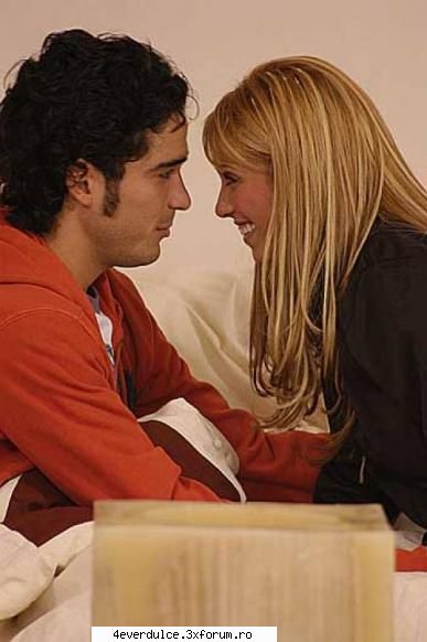 Annie y Poncho - raluca_dragutza52 - Anahi y Alfonso