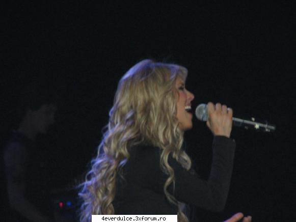 Microfonul lui Any - coca - Anahi