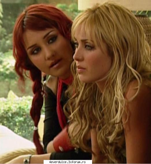 ponem poze cu dul y annie - adina_gatitta - Dulce y Anahi