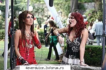 ponem poze cu dul y annie - lau - Dulce y Anahi