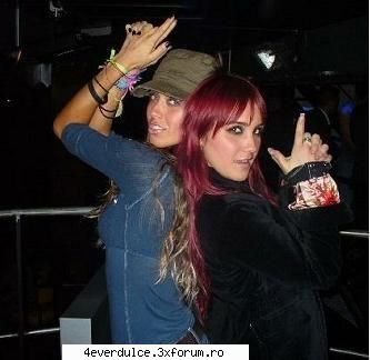 :razz: ponem poze cu dul y annie