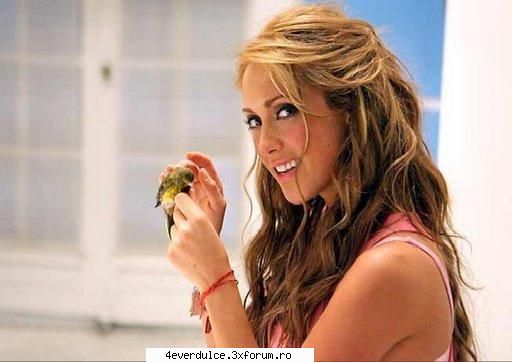 :hi: poze cu anahi