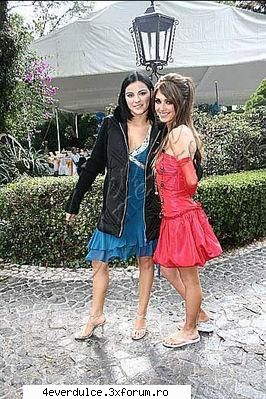 poze cu anahi si maite - bebe*dulce* - Anahi si Maite