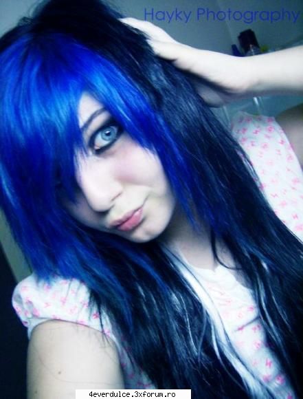 poze emo - aici puneti pozele emo pe care le aveti - EMO